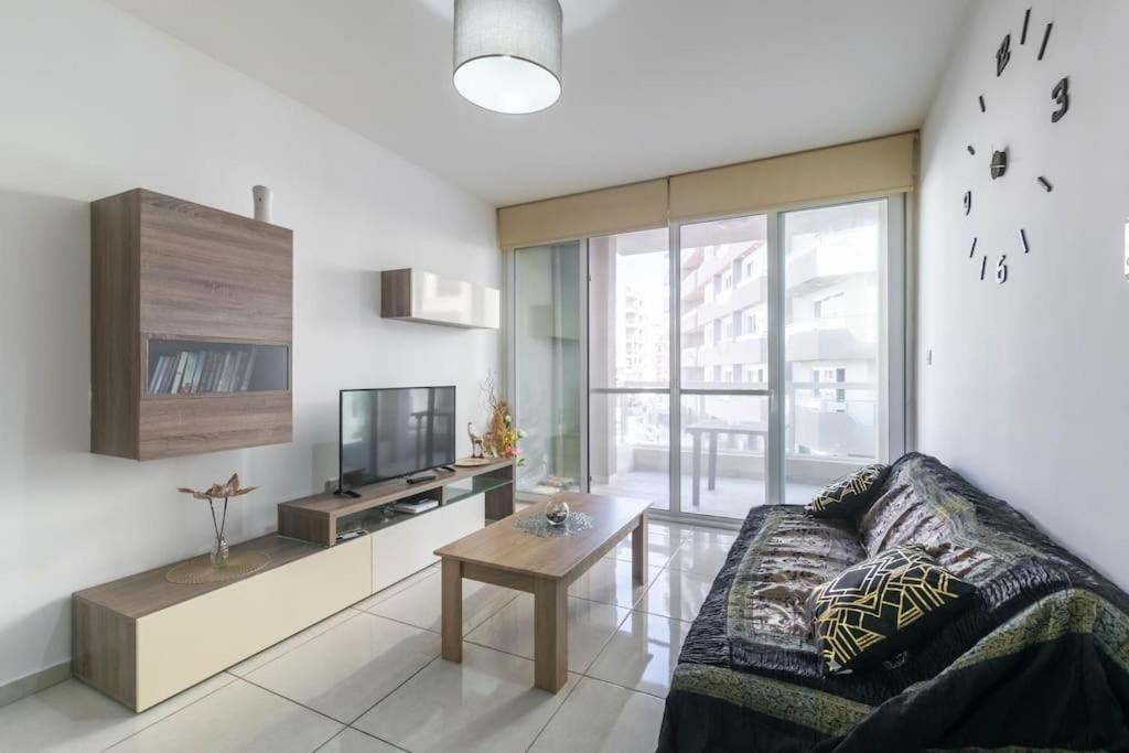 Cozy Apartment, Close To The Sea C4 St. Paul's Bay Exterior photo