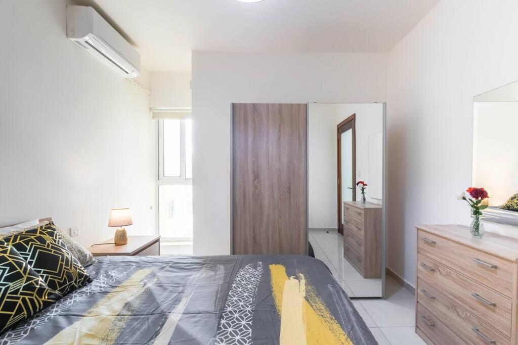 Cozy Apartment, Close To The Sea C4 St. Paul's Bay Exterior photo